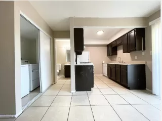 Photo #5: 6228304 Listing