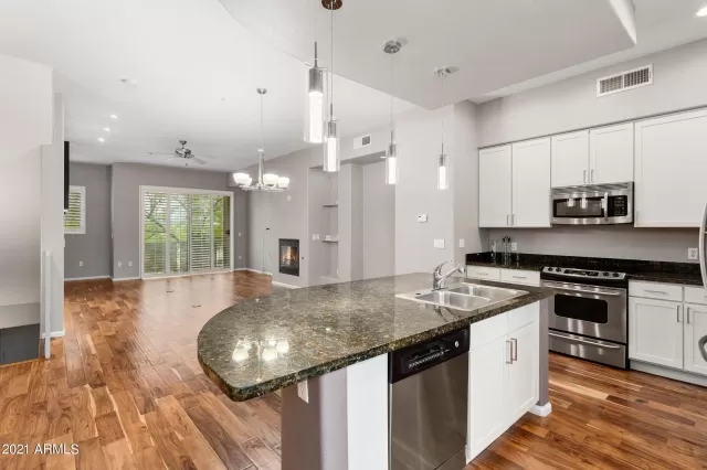 MLS: 6228318 Condo For Sale