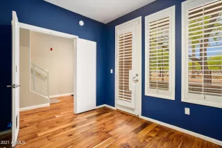 Photo #5: 6228318 Listing