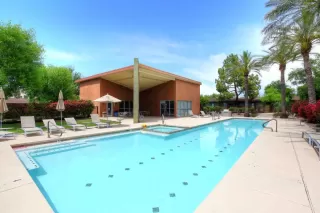 Photo #2: 6228389 Listing