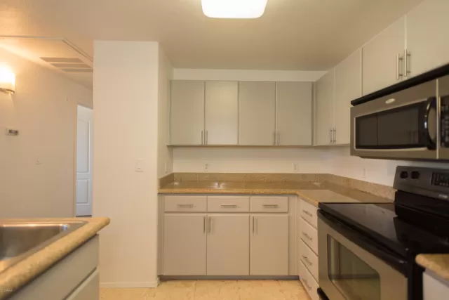 MLS: 6228624 Condo For Sale