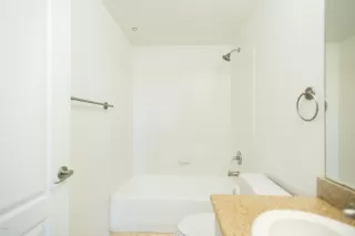 Photo #3: 6228624 Listing