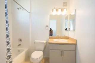 Photo #5: 6228624 Listing