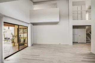 Photo #4: 6228700 Listing 