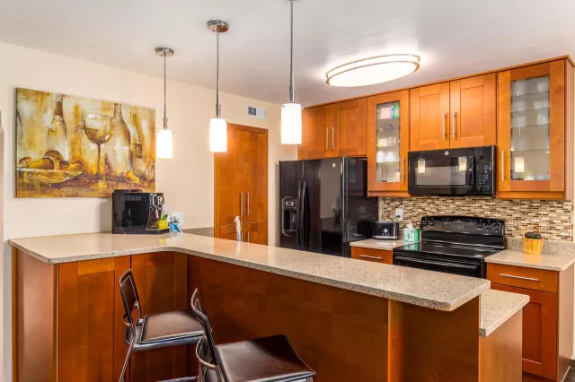 MLS: 6228727 Condo For Sale