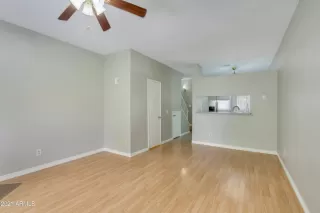 Photo #6: 6228730 Listing