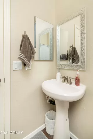 Photo #5: 6228737 Listing