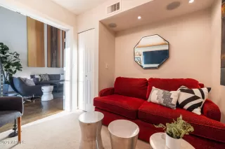 Photo #6: 6228743 Listing 