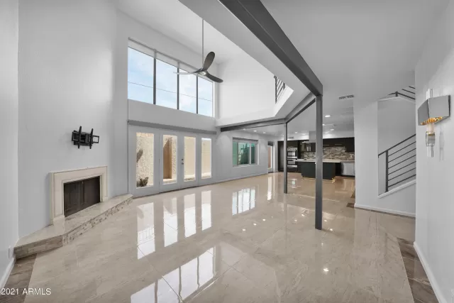 MLS: 6228750 Condo For Sale