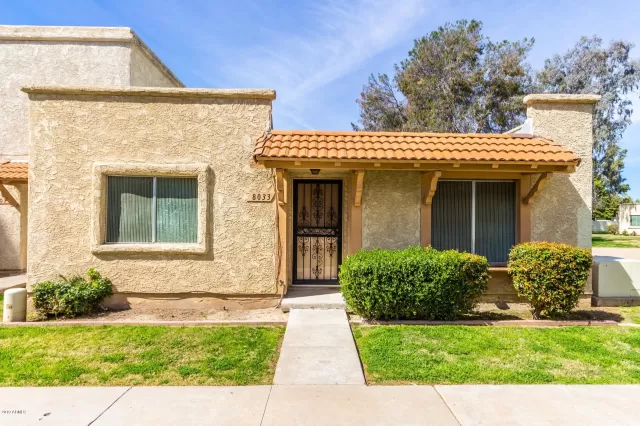 MLS: 6228773 Condo For Sale