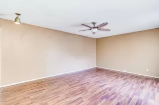 Photo #6: 6228773 Listing