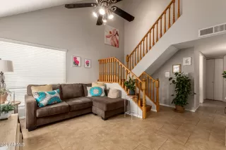 Photo #2: 6228789 Listing