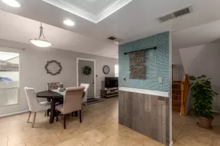 Photo #5: 6228789 Listing