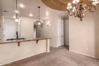 Photo #6: 6228797 Listing 