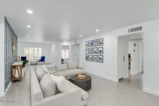 Photo #5: 6228853 Listing