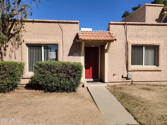 MLS: 6228893 Condo For Sale