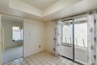 Photo #6: 6228910 Listing