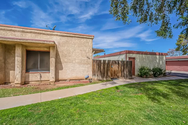 MLS: 6228936 Condo For Sale