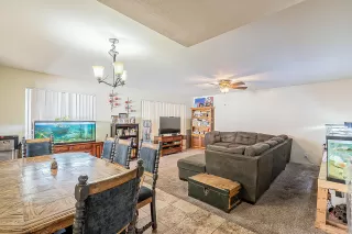 Photo #5: 6228936 Listing