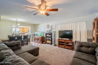 Photo #6: 6228936 Listing