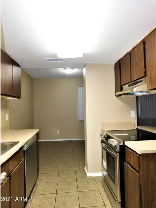 Photo #6: 6228959 Listing