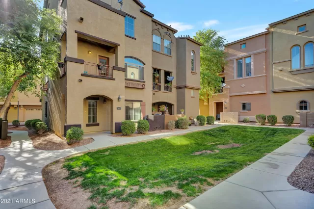 MLS: 6228967 Condo For Sale