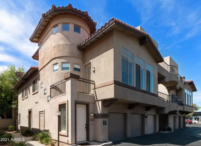 MLS: 6229013 Condo For Sale