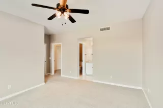 Photo #3: 6229013 Listing