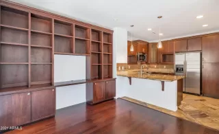 Photo #4: 6229084 Listing