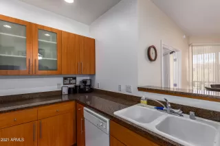 Photo #2: 6229333 Listing