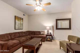 Photo #6: 6229333 Listing