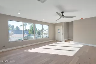 Photo #6: 6229351 Listing