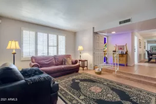 Photo #4: 6229375 Listing