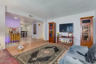 Photo #5: 6229375 Listing