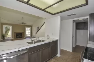 Photo #1: 6229389 Listing 