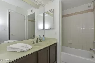 Photo #6: 6229389 Listing 