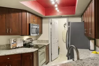 Photo #4: 6229450 Listing