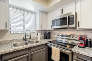 Photo #3: 6229518 Listing
