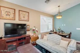 Photo #4: 6229556 Listing