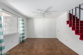 Photo #6: 6229590 Listing