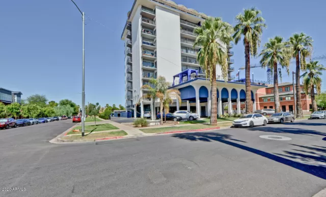 MLS: 6229594 Condo For Sale