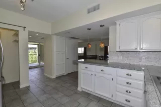 Photo #2: 6229602 Listing