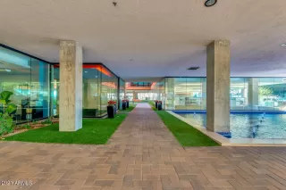 Photo #5: 6229702 Listing