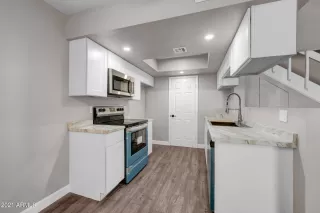 Photo #4: 6229725 Listing