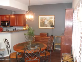 Photo #5: 6229729 Listing