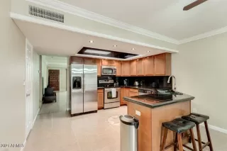 Photo #5: 6229761 Listing 