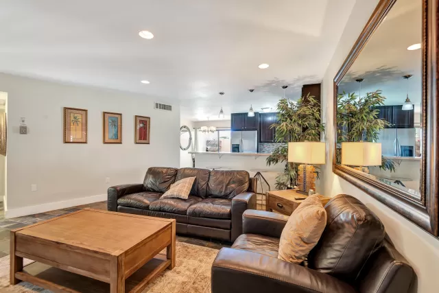 MLS: 6230058 Condo For Sale