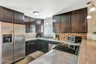 Photo #2: 6230058 Listing