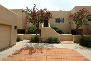 Photo #3: 6230113 Listing