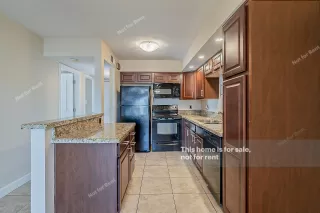 Photo #3: 6230149 Listing